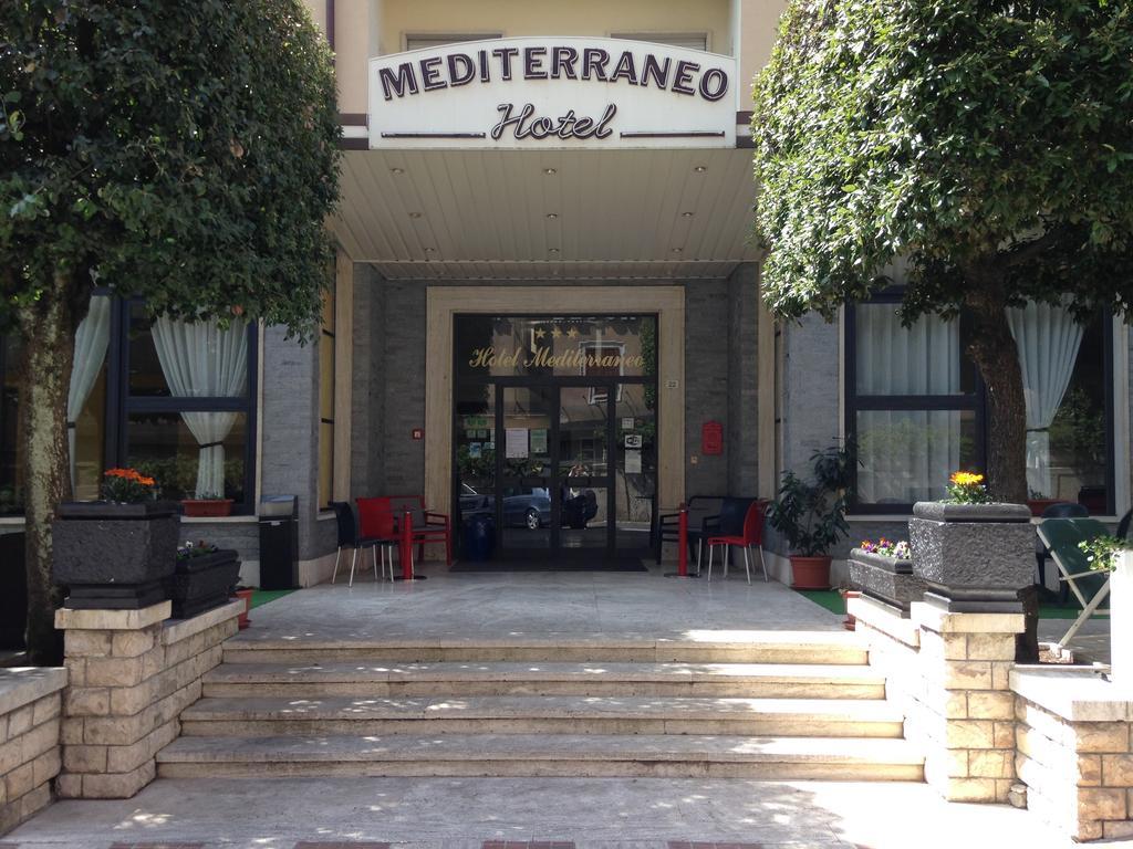 Hotel Mediterraneo Chianciano Terme Bagian luar foto