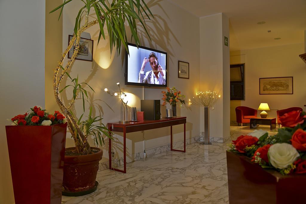Hotel Mediterraneo Chianciano Terme Bagian luar foto