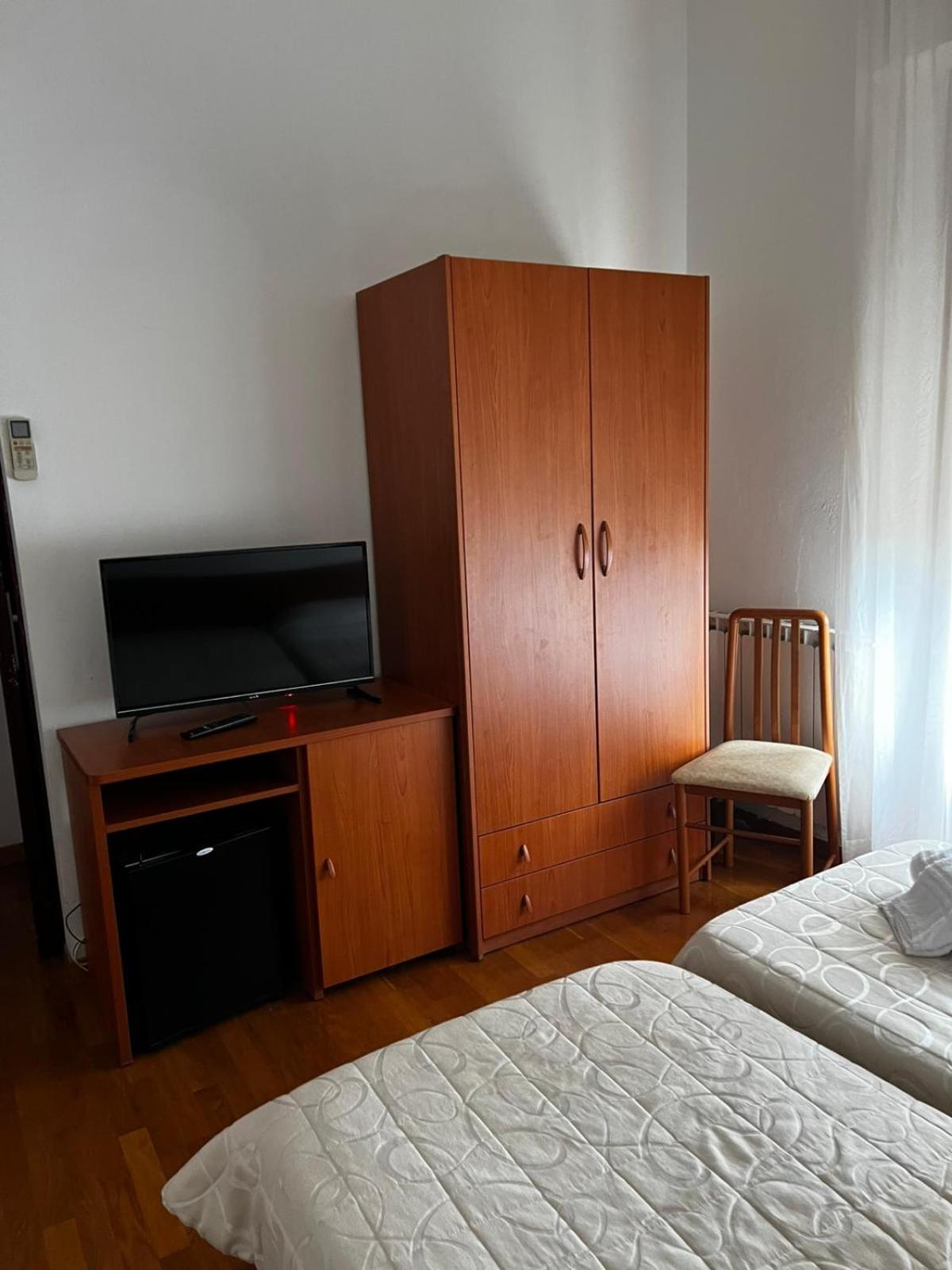 Hotel Mediterraneo Chianciano Terme Bagian luar foto